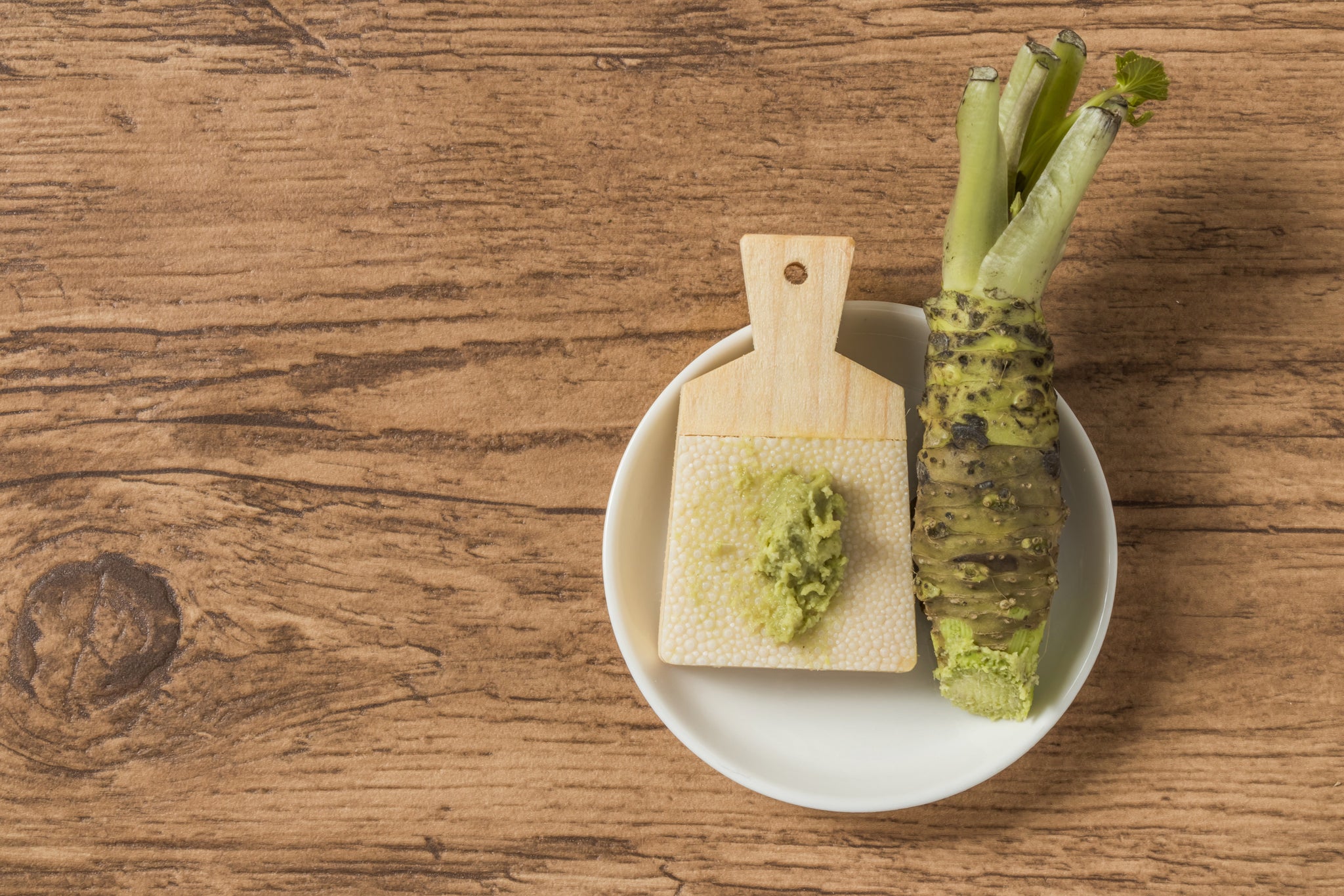 Japanese Wasabi and Horseradish: What Is the Difference, and Where Does Hexaraphane Come From?